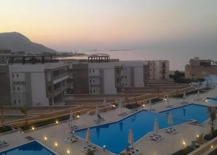 With Roof 2 Bedroom & 2 Bathroom شاليه عين السخنة